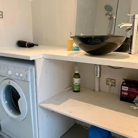 Duplex Centre *
