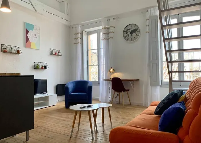Duplex Centre *